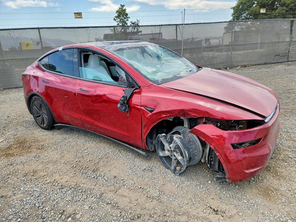 Продаж на аукціоні авто 2026 Tesla Model  Y, vin: 7SAYGDEE5TF368452, номер лоту: 64509756