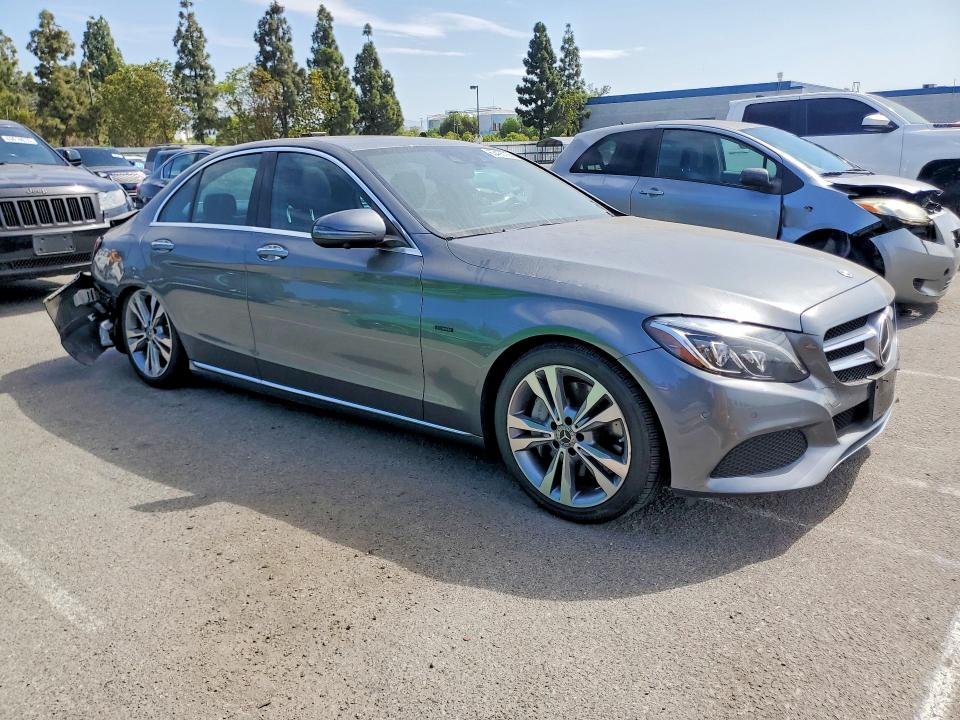 Продаж на аукціоні авто 2018 Mercedes-benz C, vin: 55SWF4HB8JU259634, номер лоту: 63435726