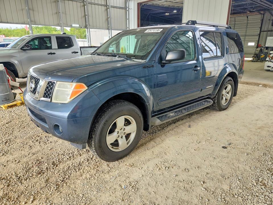2005 Nissan Pathfinder მანქანა იყიდება აუქციონზე, vin: 5N1AR18WX5C774654, აუქციონის ნომერი: 65474196