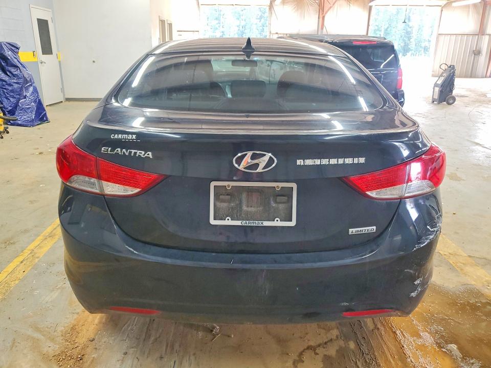 64650376 :رقم المزاد ، KMHDH4AE5DU888542 vin ، 2013 Hyundai Elantra مزاد بيع