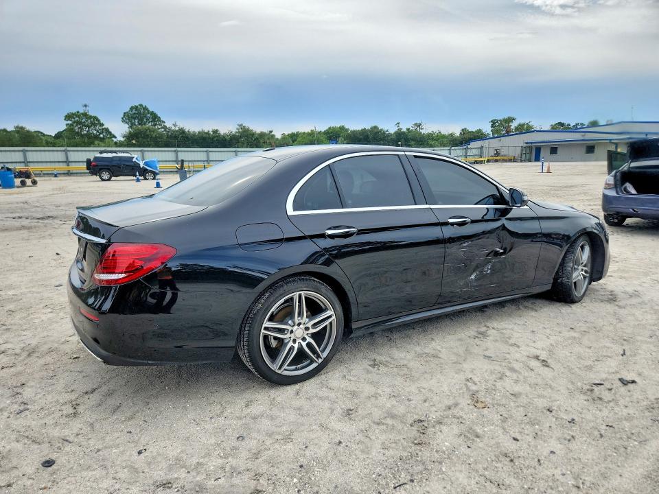 Продаж на аукціоні авто 2017 Mercedes-benz E, vin: WDDZF4JB2HA159742, номер лоту: 63584526