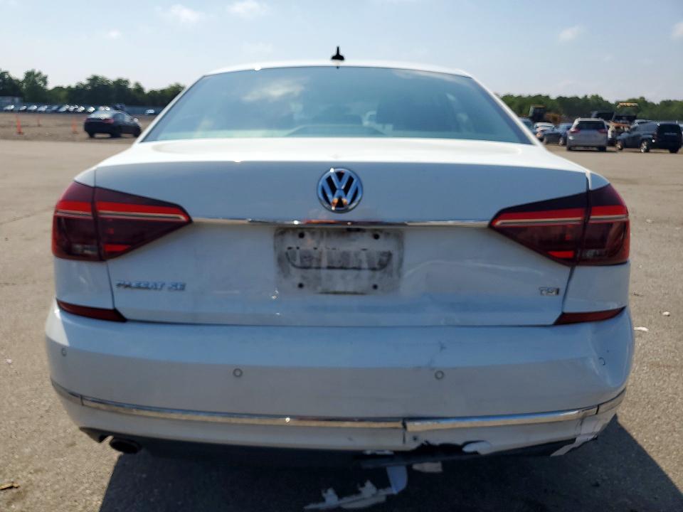 Продажа на аукционе авто 2017 Volkswagen Passat, vin: 1VWGT7A35HC050312, номер лота: 64250206