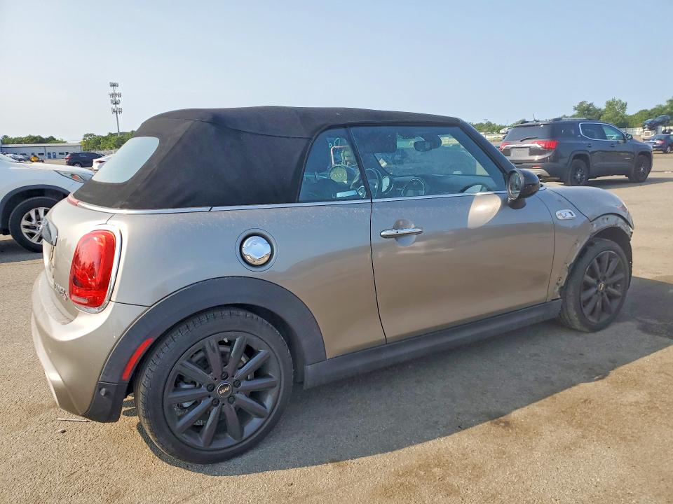 64078396 :رقم المزاد ، WMWWG9C58K3J31127 vin ، 2019 Mini Cooper مزاد بيع