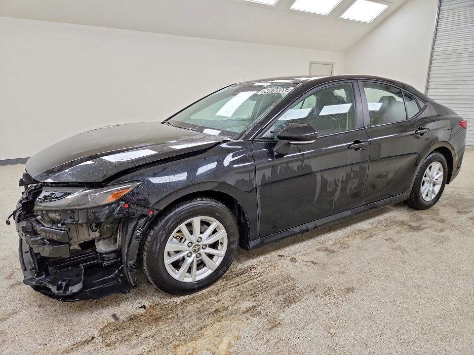 2025 Toyota Camry მანქანა იყიდება აუქციონზე, vin: 4T1DAACKXSU026131, აუქციონის ნომერი: 64518026