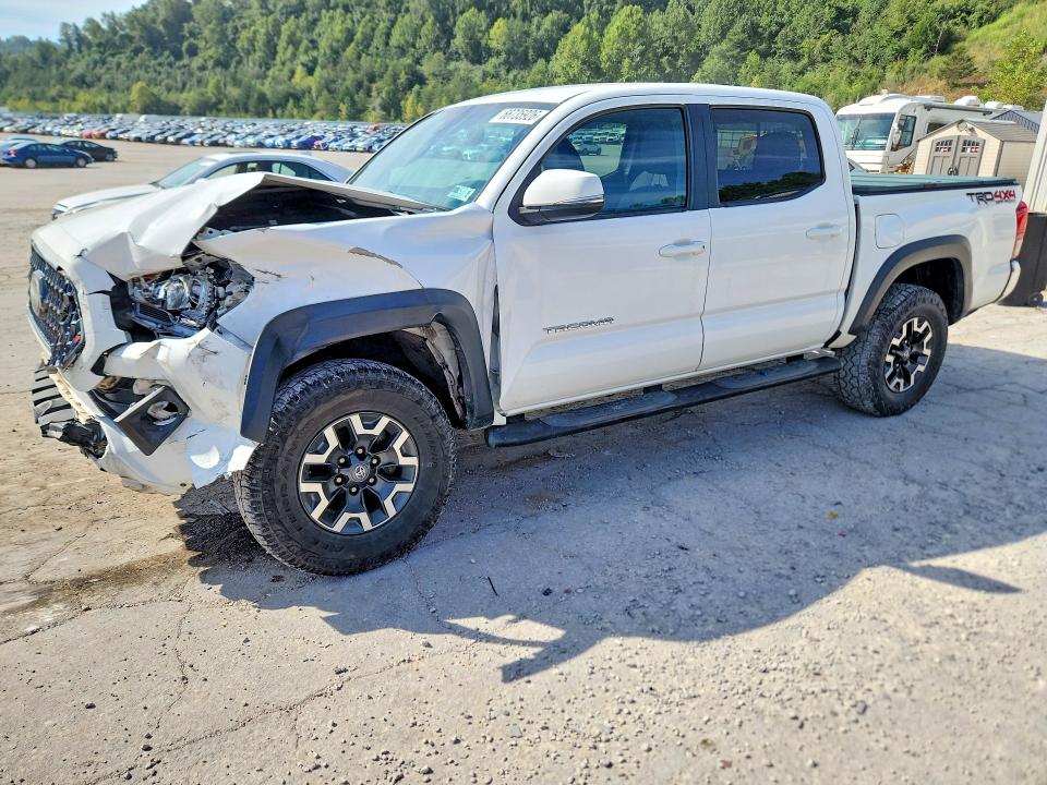 Продаж на аукціоні авто 2018 Toyota Tacoma, vin: 5TFCZ5AN9JX129857, номер лоту: 66735926