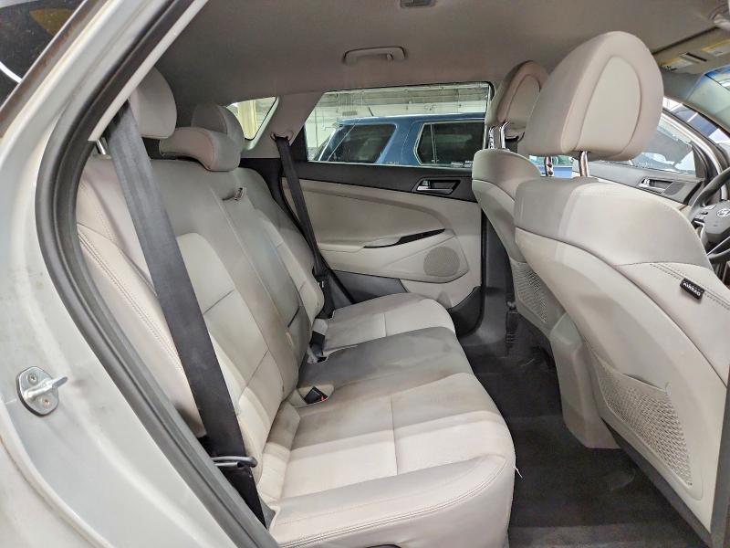 Aukcja sprzedaży 2016 Hyundai Tucson, vin: KM8J33A45GU090985, numer aukcji: 64793236