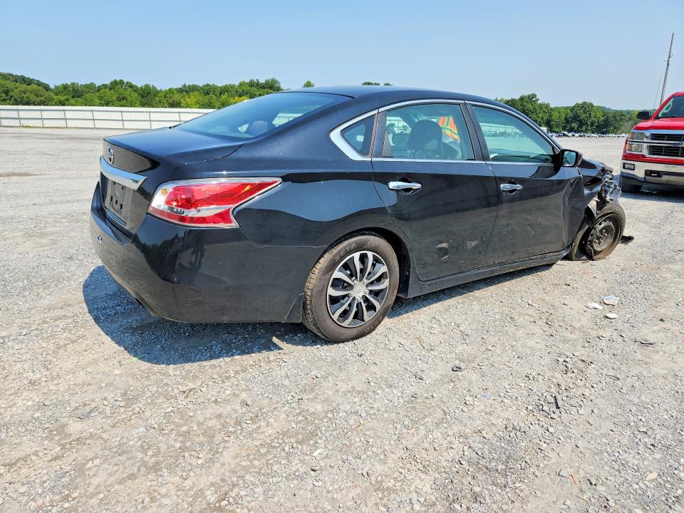Продаж на аукціоні авто 2015 Nissan Altima, vin: 1N4AL3AP8FC585917, номер лоту: 64852656