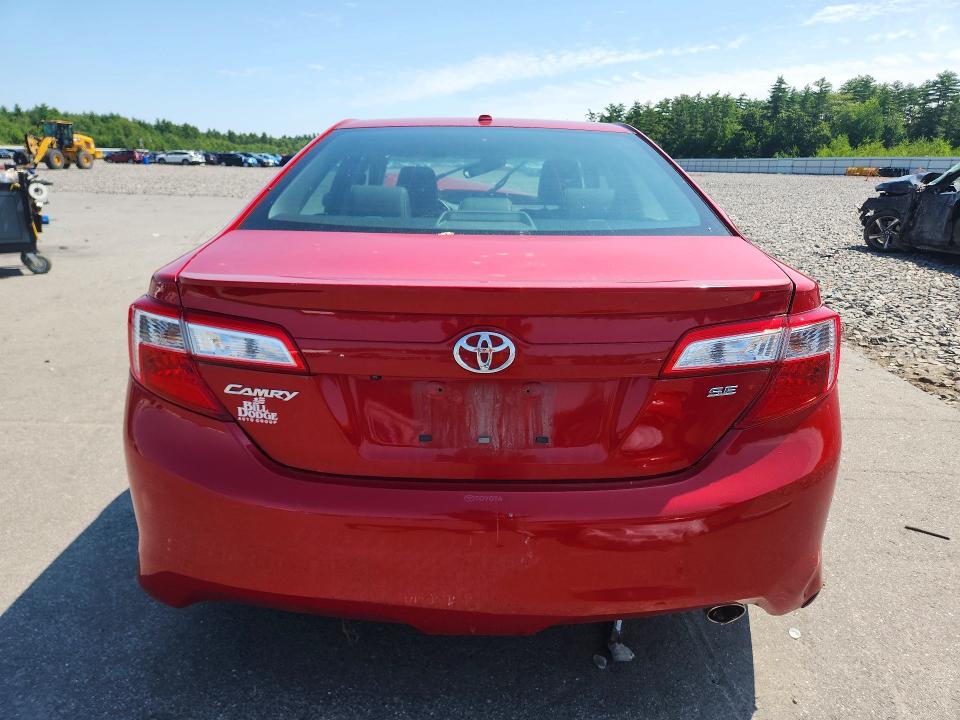 64019046 :رقم المزاد ، 4T1BF1FK8EU771324 vin ، 2014 Toyota Camry مزاد بيع