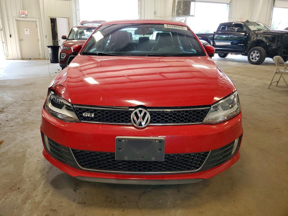 2013 Volkswagen Jetta მანქანა იყიდება აუქციონზე, vin: 3VW4A7AJXDM227677, აუქციონის ნომერი: 63490956