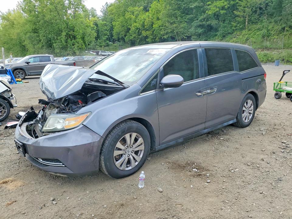 66605526 :رقم المزاد ، 5FNRL5H60EB058347 vin ، 2014 Honda Odyssey مزاد بيع
