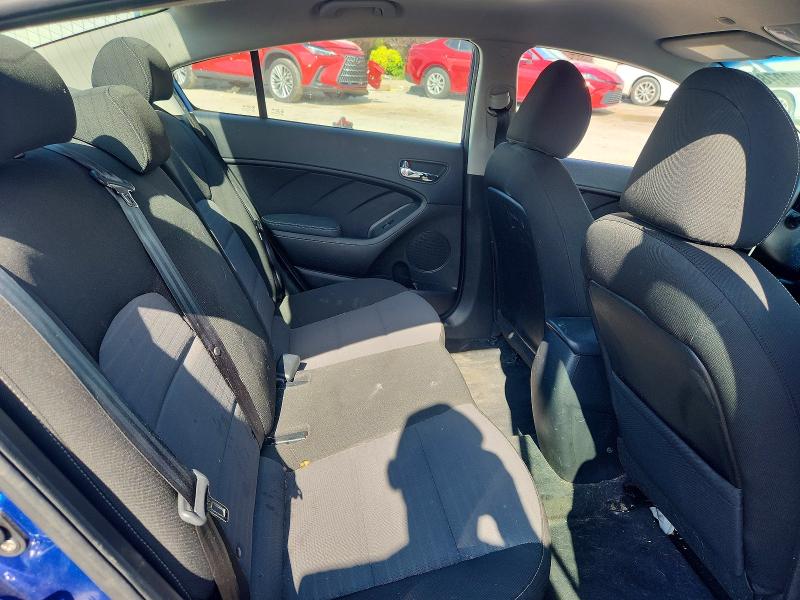 65909786 :رقم المزاد ، 3KPFL4A7XHE149913 vin ، 2017 Kia Forte مزاد بيع