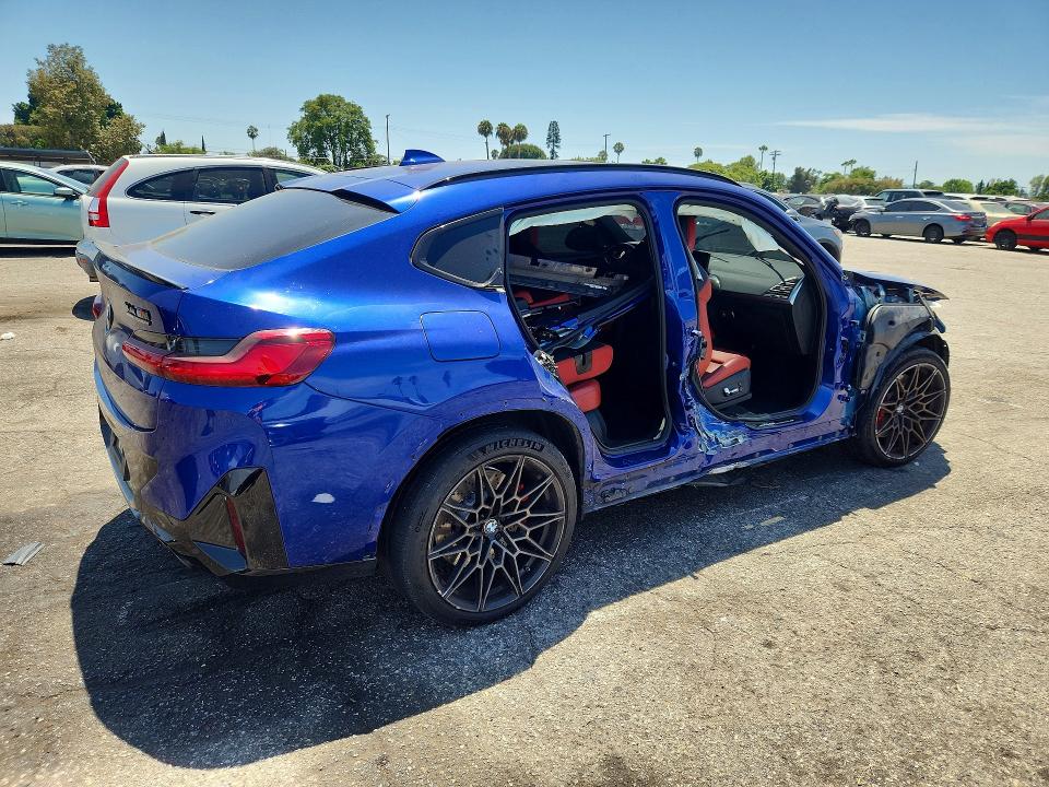 63895706 :رقم المزاد ، 5YM23EC04N9L47401 vin ، 2022 Bmw X4 مزاد بيع