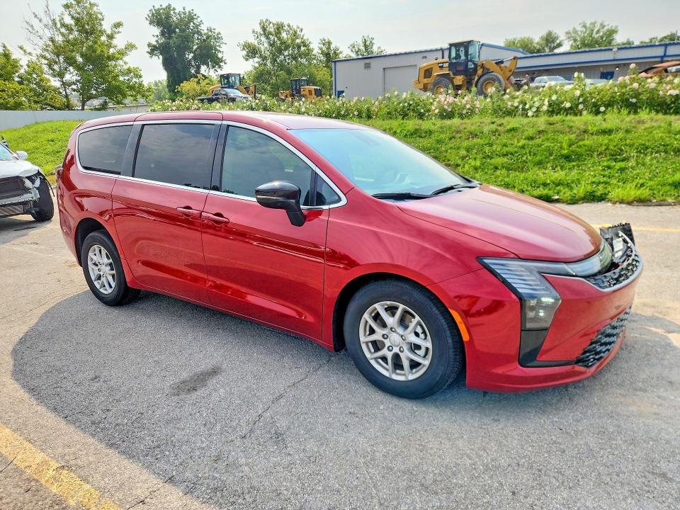Продаж на аукціоні авто 2027 Chrysler Pacifica, vin: 2C4RC1BGXVR580207, номер лоту: 64005956
