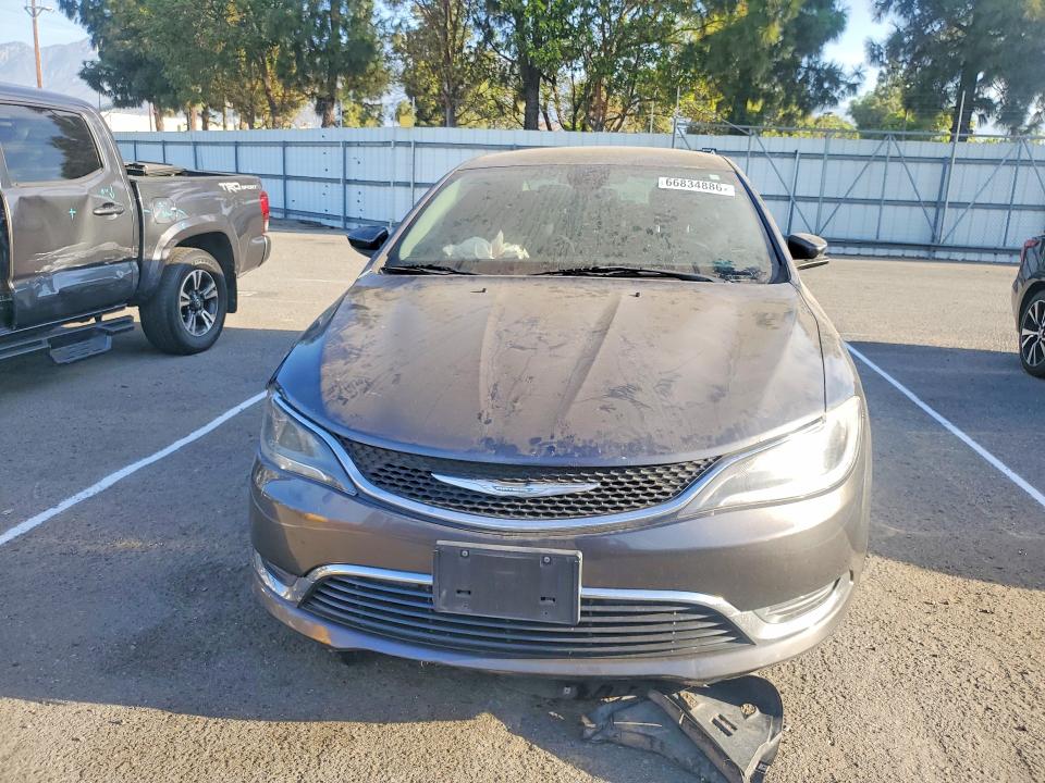 66834886 :رقم المزاد ، 1C3CCCABXFN747417 vin ، 2015 Chrysler 200 مزاد بيع