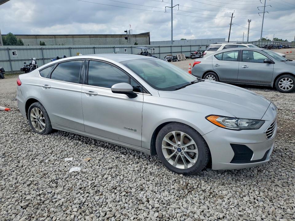 Продажа на аукционе авто 2019 Ford Fusion, vin: 3FA6P0LU1KR167139, номер лота: 65271396