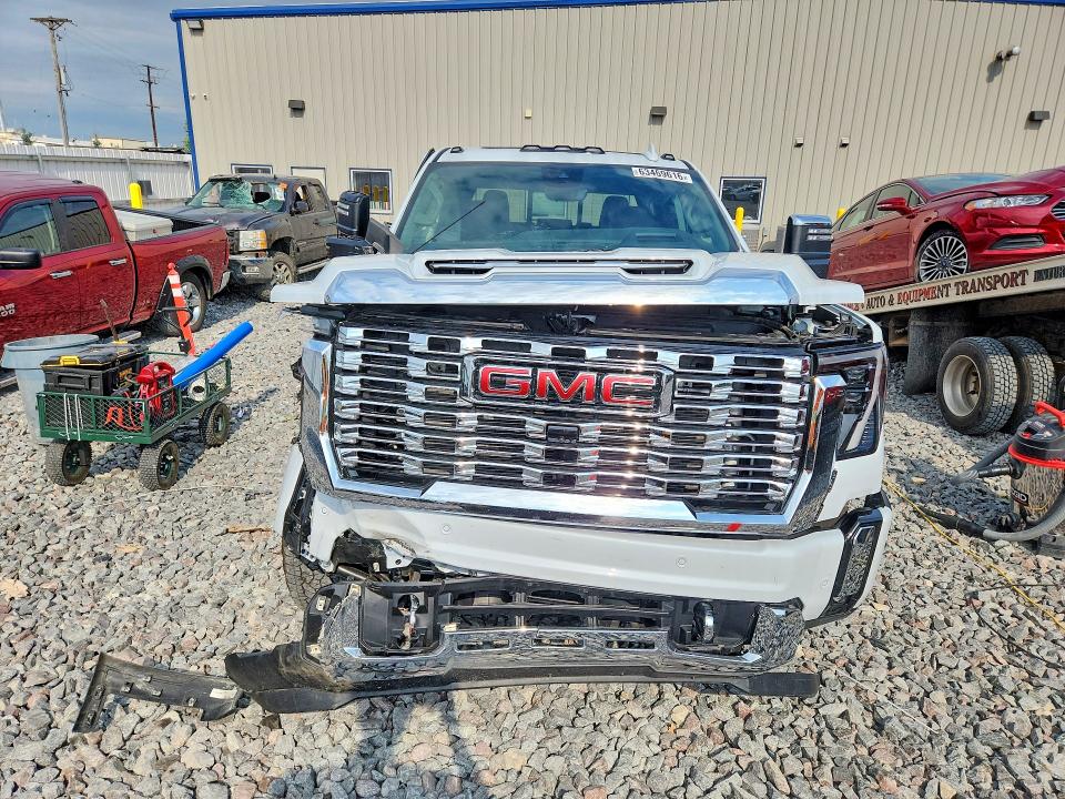 63469616 :رقم المزاد ، 1GT4UREY2TF126791 vin ، 2026 Gmc Sierra مزاد بيع