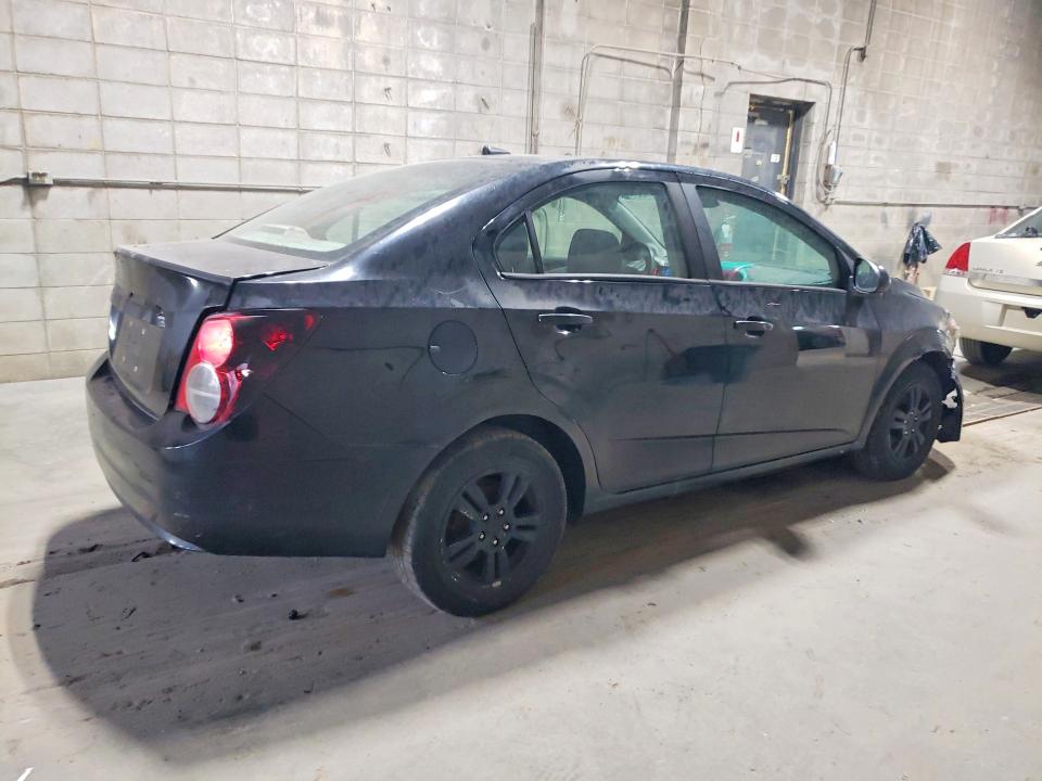 64395556 :رقم المزاد ، 1G1JB5SH5C4120008 vin ، 2012 Chevrolet Sonic مزاد بيع