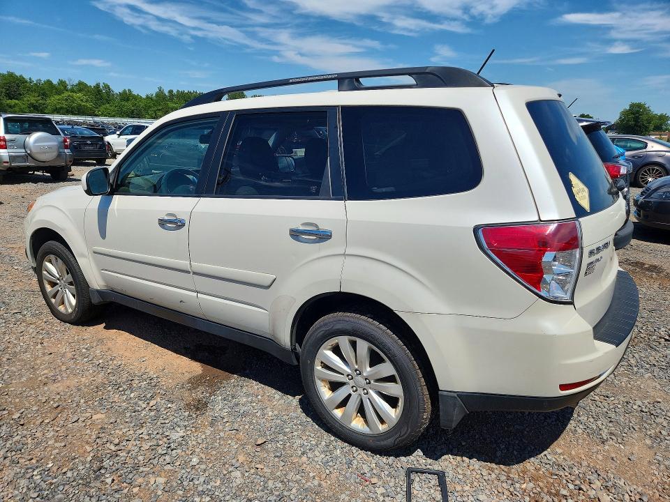 Продажа на аукционе авто 2013 Subaru Forester, vin: JF2SHAEC2DH439350, номер лота: 63953636