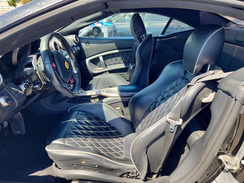 66416416 :رقم المزاد ، ZFF65LJA4A0174614 vin ، 2010 Ferrari California مزاد بيع