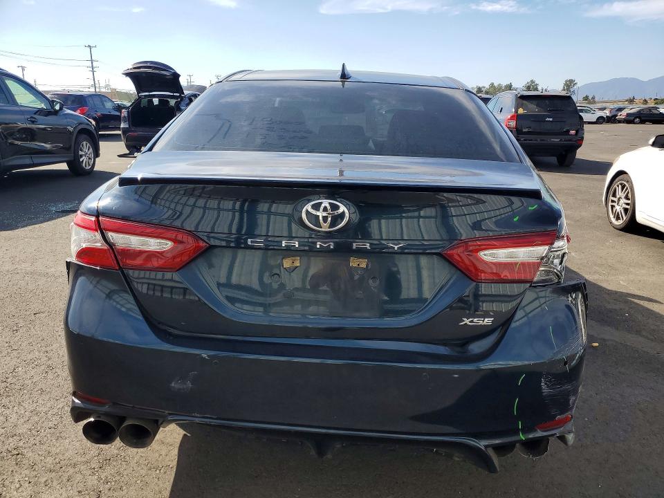 2018 Toyota Camry მანქანა იყიდება აუქციონზე, vin: 4T1B61HK6JU591573, აუქციონის ნომერი: 65331316
