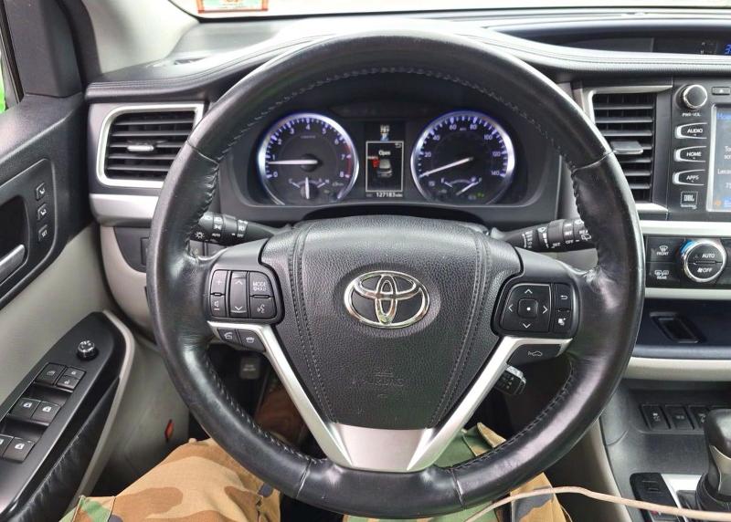 Продажа на аукционе авто 2014 Toyota Highlander, vin: 5TDDKRFH9ES034326, номер лота: 67296676