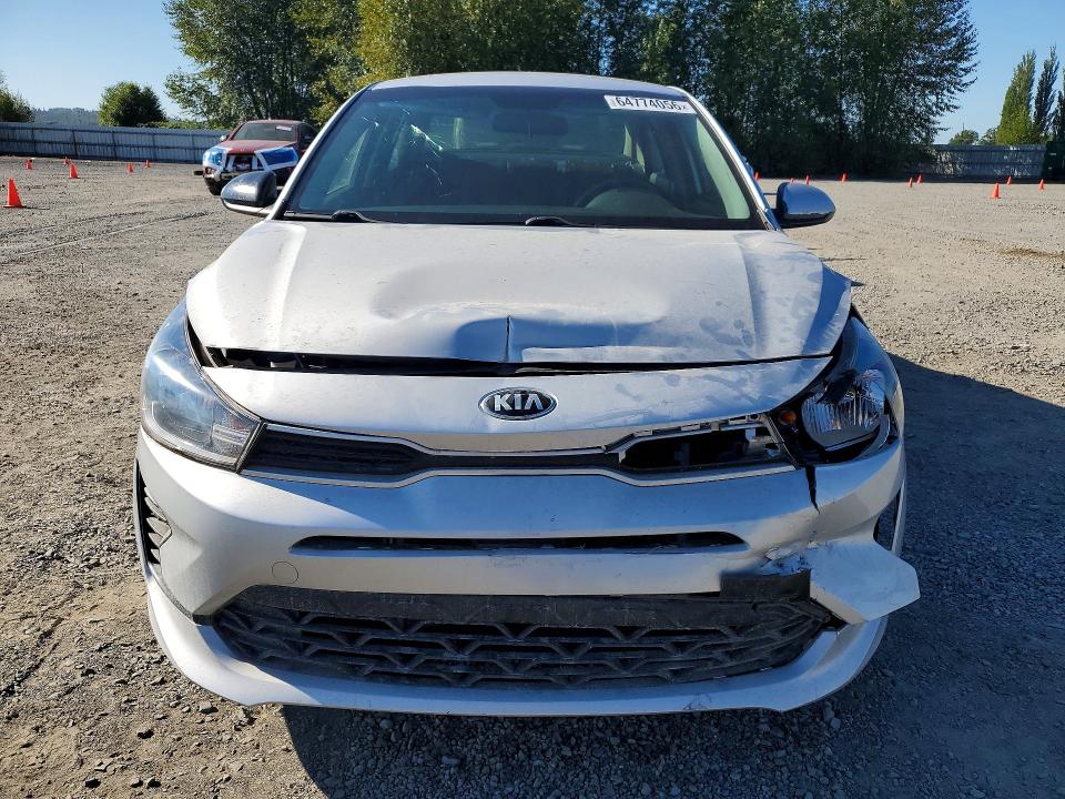 2018 Kia Rio მანქანა იყიდება აუქციონზე, vin: 3KPA24AB1JE068144, აუქციონის ნომერი: 64774056