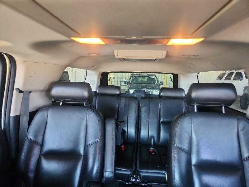 2010 Cadillac Escalade მანქანა იყიდება აუქციონზე, vin: 1GYUKHEF2AR135558, აუქციონის ნომერი: 65750106