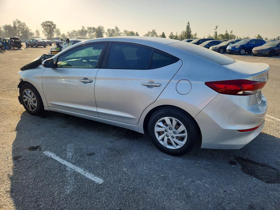 63902606 :رقم المزاد ، 5NPD74LF3JH350022 vin ، 2018 Hyundai Elantra مزاد بيع
