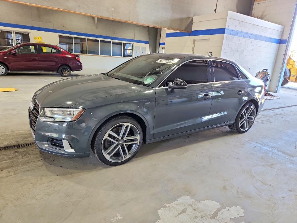 Продаж на аукціоні авто 2019 Audi A3, vin: WAUBEGFF8KA119097, номер лоту: 66075506