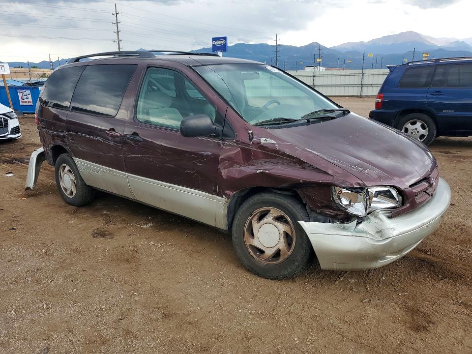 66465376 :رقم المزاد ، 4T3ZF13C5YU213793 vin ، 2000 Toyota Sienna مزاد بيع