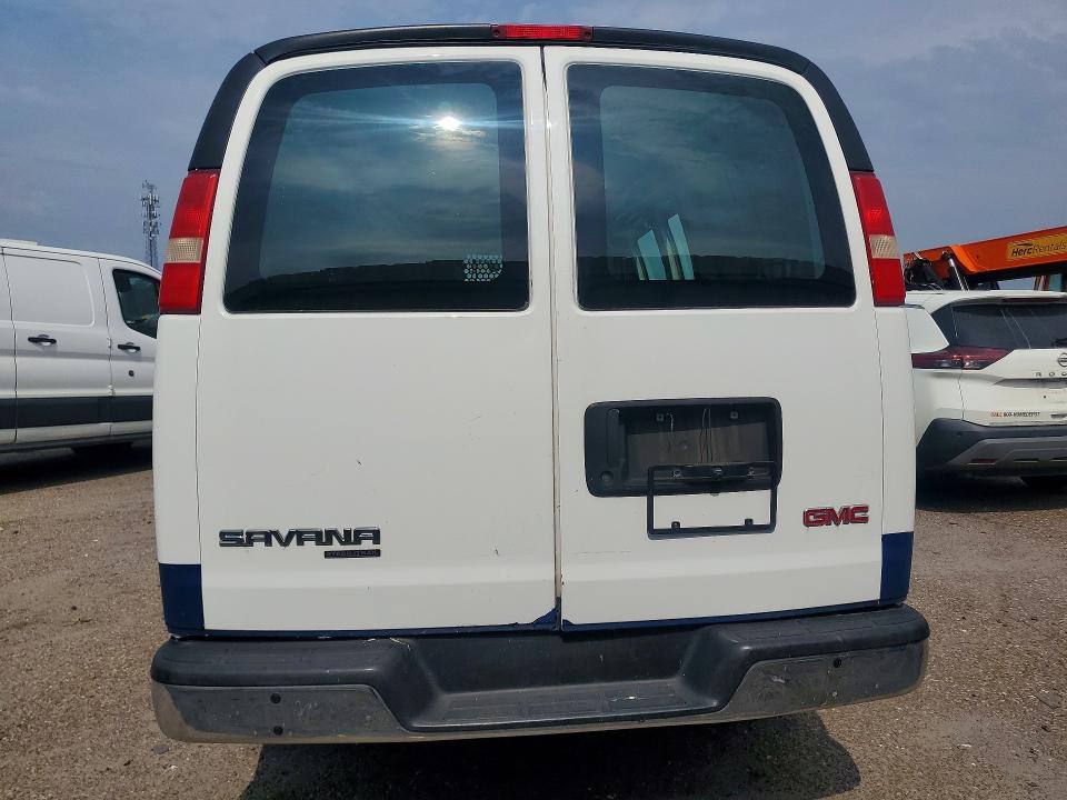Продажа на аукционе авто 2015 Gmc Savana, vin: 1GTW7FCF1F1902703, номер лота: 66179436