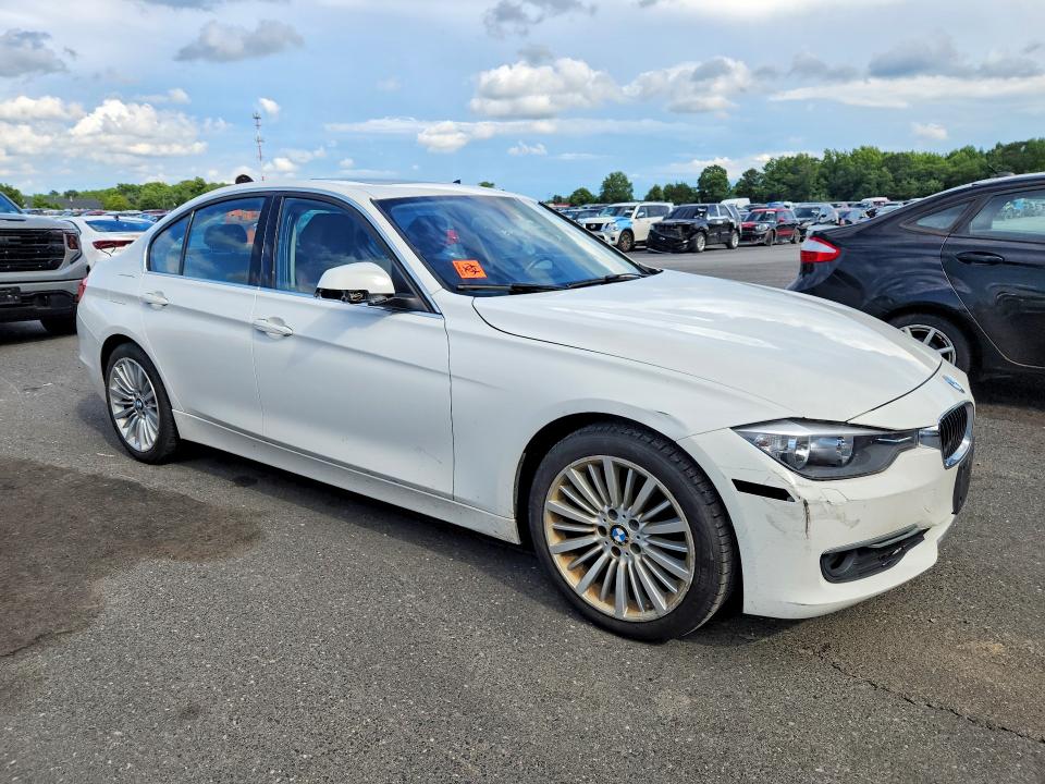 2013 Bmw 328 მანქანა იყიდება აუქციონზე, vin: WBA3B5C5XDF596780, აუქციონის ნომერი: 62634356