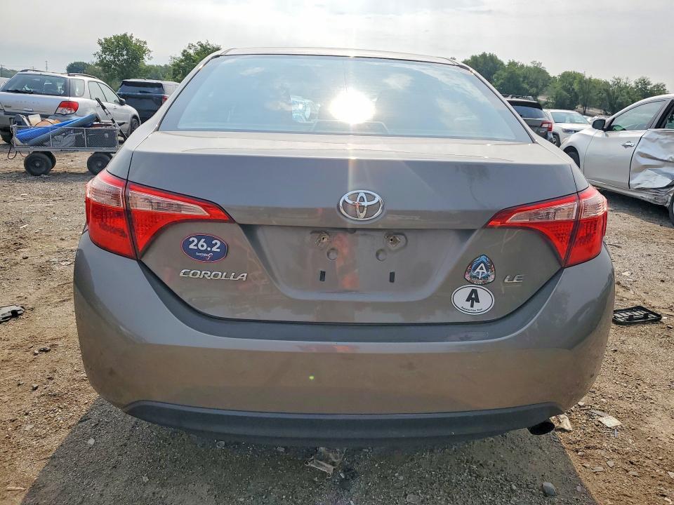 64637006 :رقم المزاد ، 2T1BURHE0KC189937 vin ، 2019 Toyota Corolla مزاد بيع