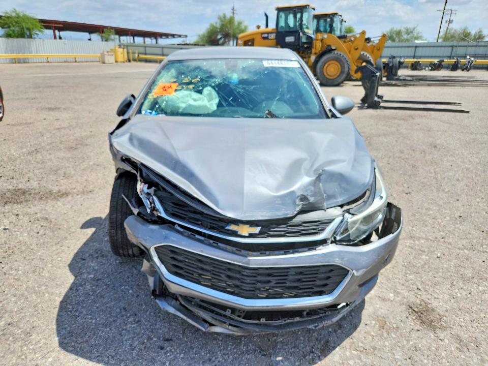 64148186 :رقم المزاد ، 1G1BE5SM9J7216163 vin ، 2018 Chevrolet Cruze مزاد بيع