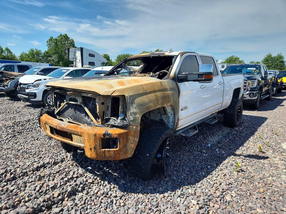 2015 Chevrolet Silverado მანქანა იყიდება აუქციონზე, vin: 1GC1KXE87FF546774, აუქციონის ნომერი: 64835956