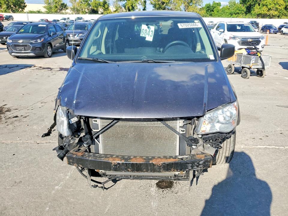 2015 Dodge Grand Caravan მანქანა იყიდება აუქციონზე, vin: 2C4RDGBG5FR606195, აუქციონის ნომერი: 67025066