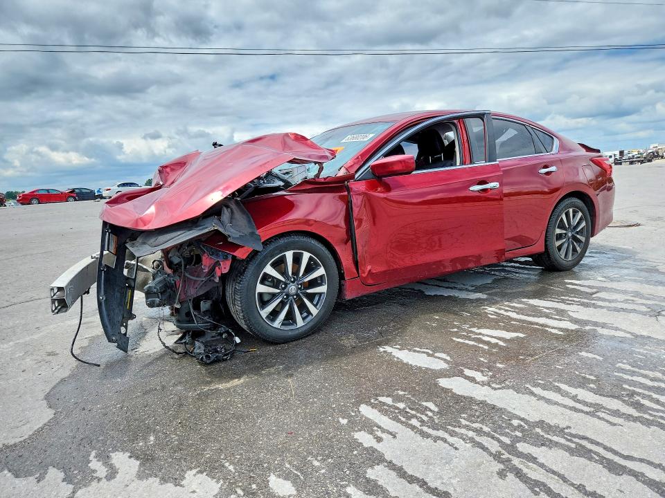 Продаж на аукціоні авто 2017 Nissan Altima, vin: 1N4AL3AP7HC267113, номер лоту: 63680206