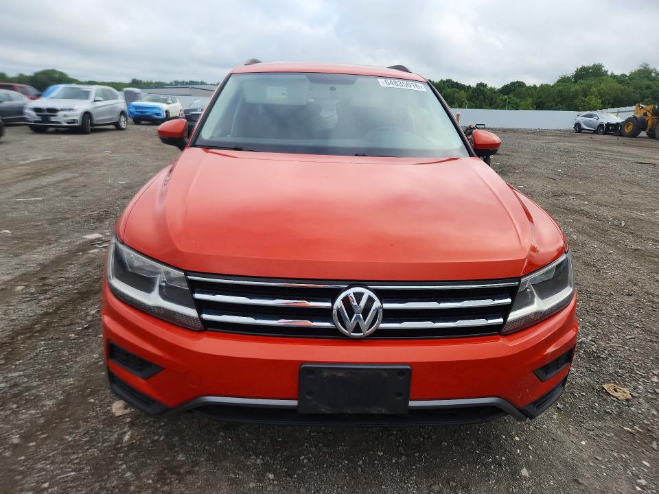 2018 Volkswagen Tiguan მანქანა იყიდება აუქციონზე, vin: 3VV0B7AX5JM109360, აუქციონის ნომერი: 64835016