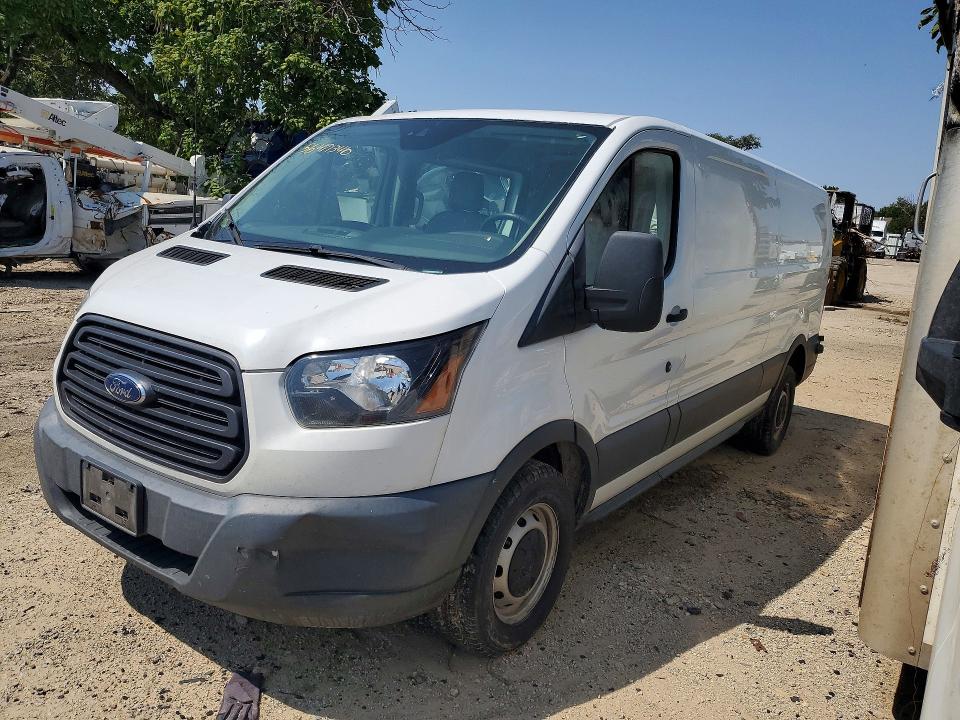 56481346 :رقم المزاد ، 1FTYR2YM9JKA27540 vin ، 2018 Ford Transit مزاد بيع