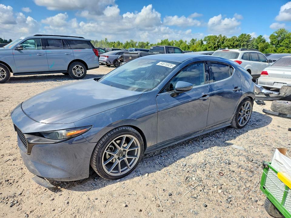 Продаж на аукціоні авто 2020 Mazda 3, vin: JM1BPANMXL1161265, номер лоту: 64676926