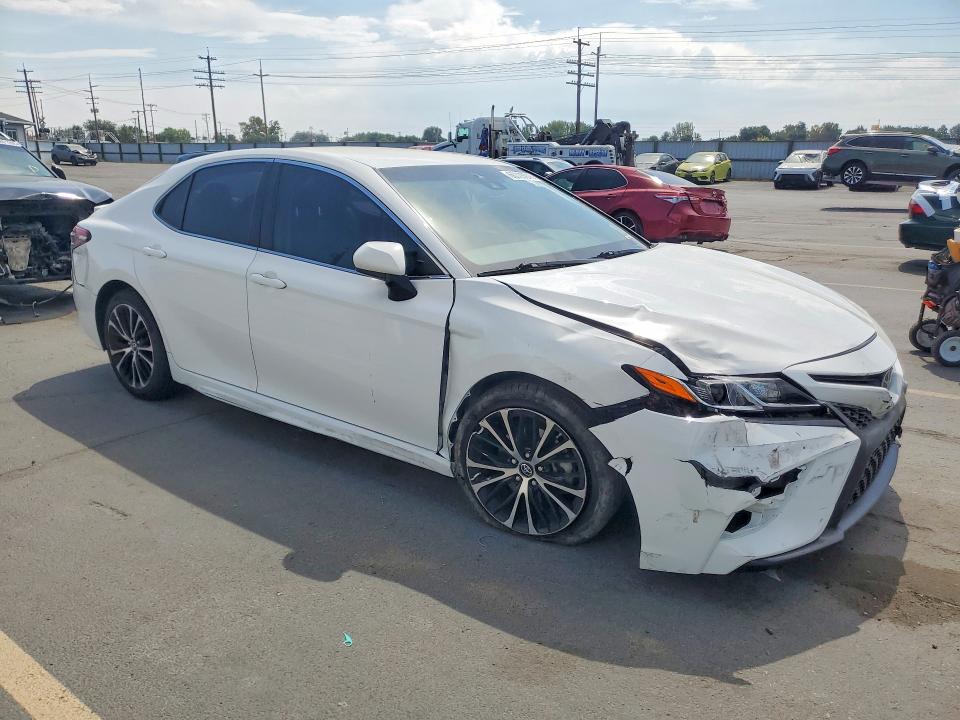 Продаж на аукціоні авто 2018 Toyota Camry, vin: 4T1B11HK8JU610624, номер лоту: 66305016