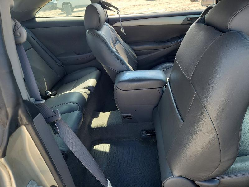 61738066 :رقم المزاد ، 4T1CE38P64U779738 vin ، 2004 Toyota Camry Solara مزاد بيع