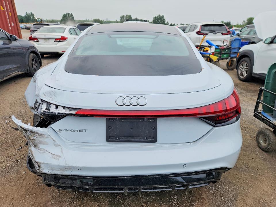 61943126 :رقم المزاد ، WAUFJBFW2P7003432 vin ، 2023 Audi E-tron Gt مزاد بيع