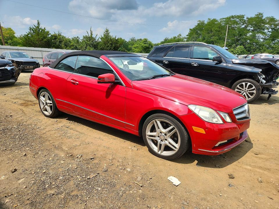 2011 Mercedes-benz E მანქანა იყიდება აუქციონზე, vin: WDDKK5GF0BF054379, აუქციონის ნომერი: 64766906