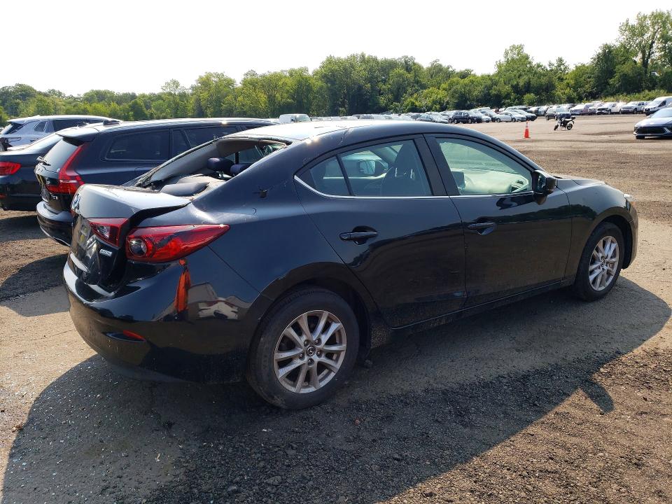 64763446 :رقم المزاد ، 3MZBN1U7XHM138044 vin ، 2017 Mazda 3 مزاد بيع