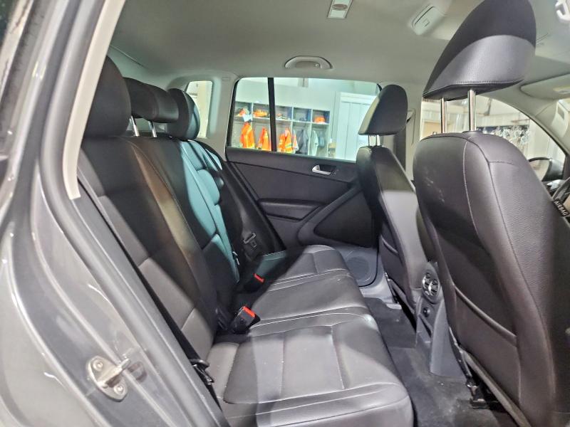 63710106 :رقم المزاد ، WVGBV3AX4DW612515 vin ، 2013 Volkswagen Tiguan مزاد بيع