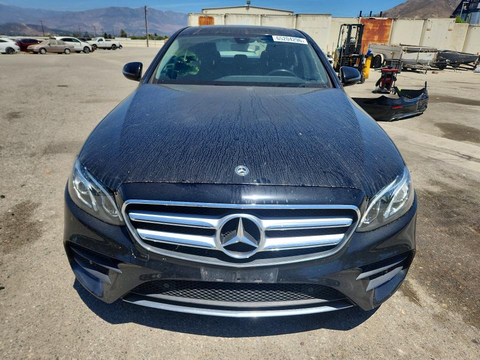 65204296 :رقم المزاد ، WDDZF4JB0JA315492 vin ، 2018 Mercedes-benz E مزاد بيع