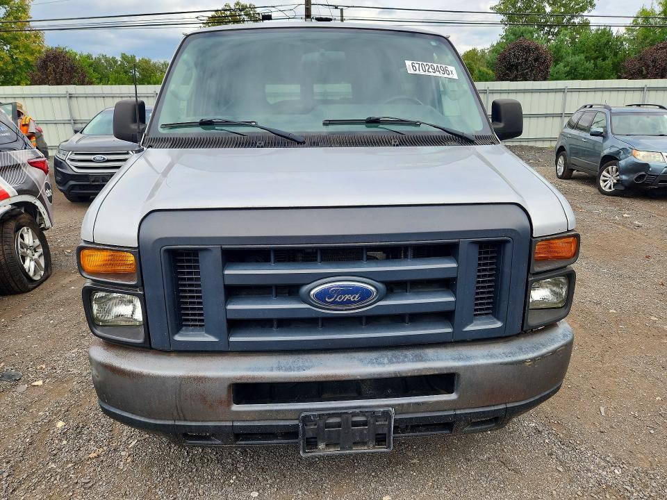 Продажа на аукционе авто 2013 Ford Econoline, vin: 1FBNE3BL5DDA58558, номер лота: 67029496