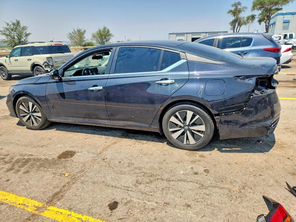 Продаж на аукціоні авто 2022 Nissan Altima, vin: 1N4BL4DV1NN397926, номер лоту: 64124596