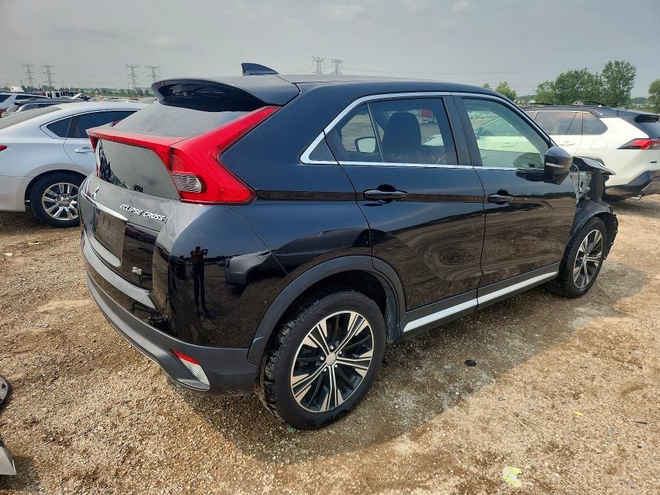 63616396 :رقم المزاد ، JA4AT5AA4JZ046633 vin ، 2018 Mitsubishi Eclipse Cross مزاد بيع